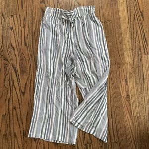Flowy striped cropped pants
